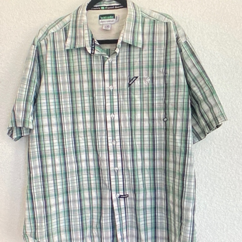 Ecko Unlimited Green and White Plaid Button Down Shirt